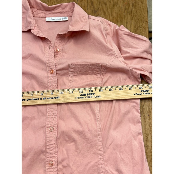 Fitted Pink Button Down Blouse Long Sleeve size MEDIUM Stretchy Preppy - Picture 3 of 8